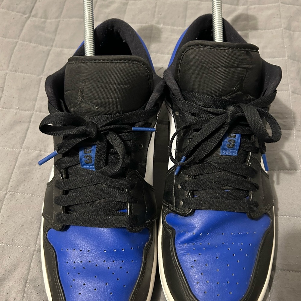 Jordan 1 Low - Picture 6 of 6